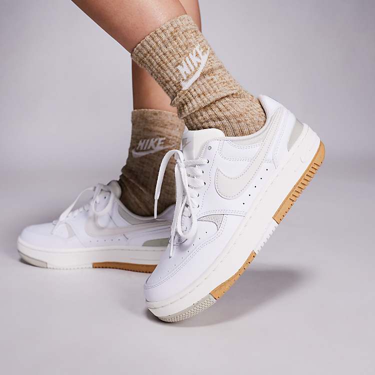 Sneakers in wit en licht botwit - nike air max dunk hunter camo backpack  pack - Nike - Gamma Force | Cra-wallonieShops lichte nike sneakers