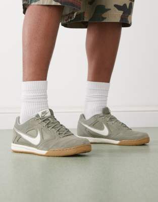 Nike Gato Sneakers In Green