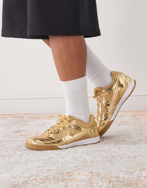 Nike Gato sneakers in off white 