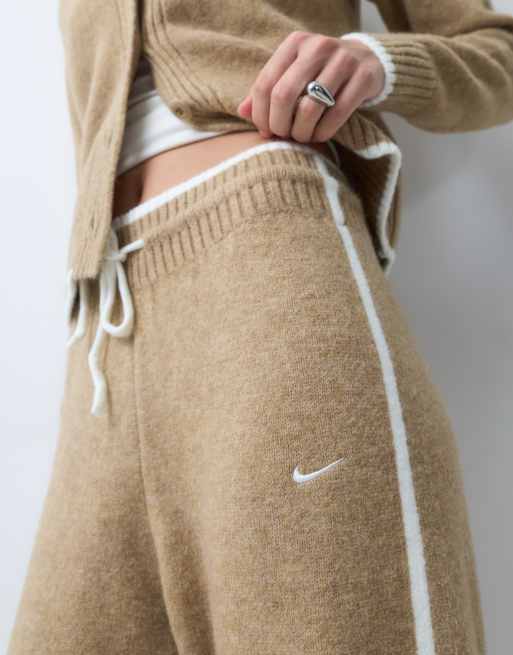 Nike gebreide jogger in bruin, 5 van 5