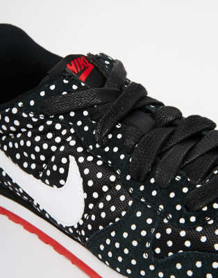 عمق nike genicco women's polka dot 