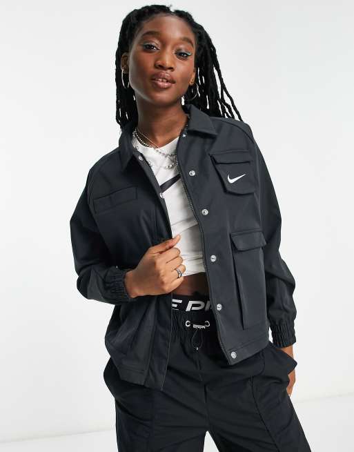 Nike - Geweven jack met swoosh in zwart