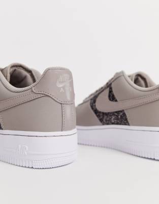 nike air force 1 07 trainers particle rose glitter