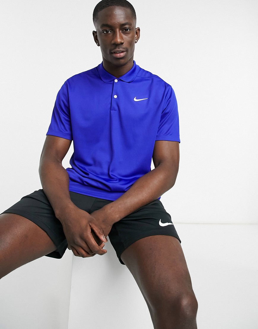 Nike Golf Victory logo polo shirt in blue-Purple