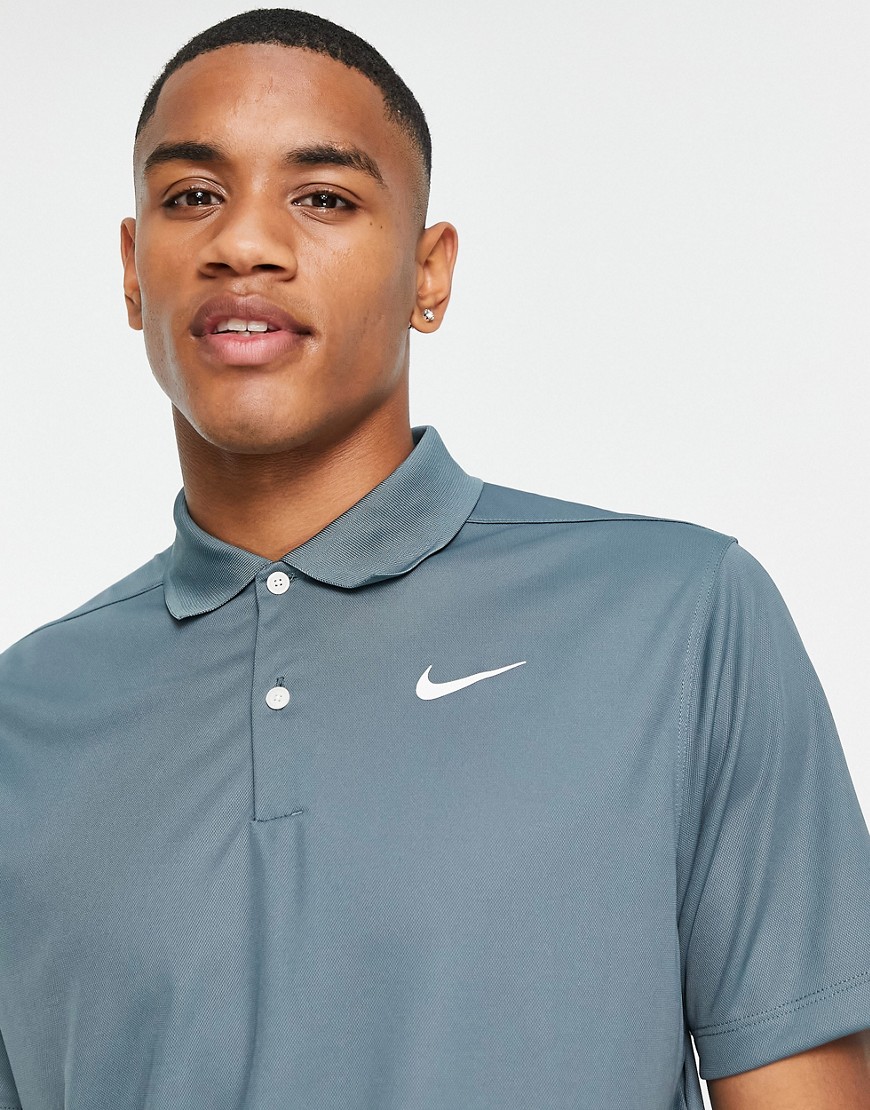 Nike Golf Victory logo polo shirt in grey
