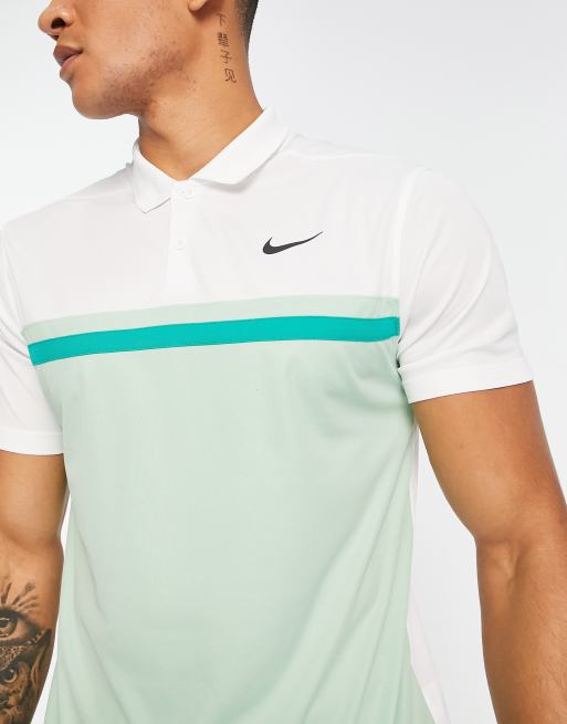 Nike Golf - Victory - Polo colorblock bianca e blu navy Dri-FIT