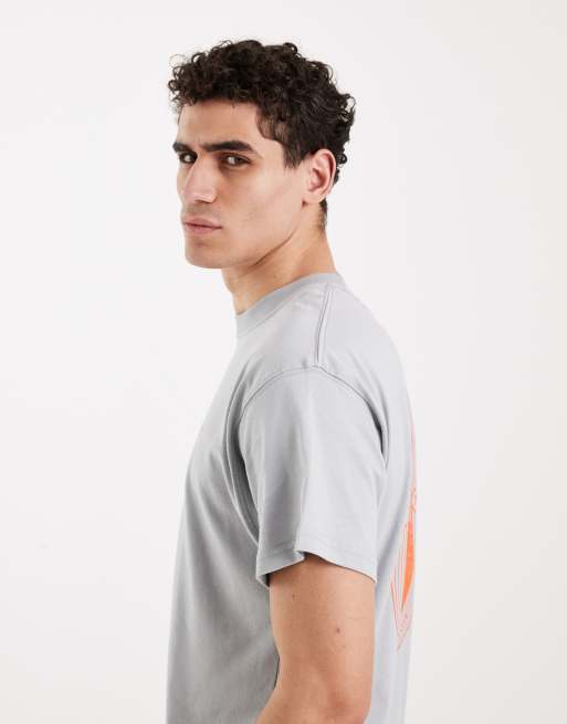 Nike – Grå t-shirt med palmtryck baktill, 4 av 5