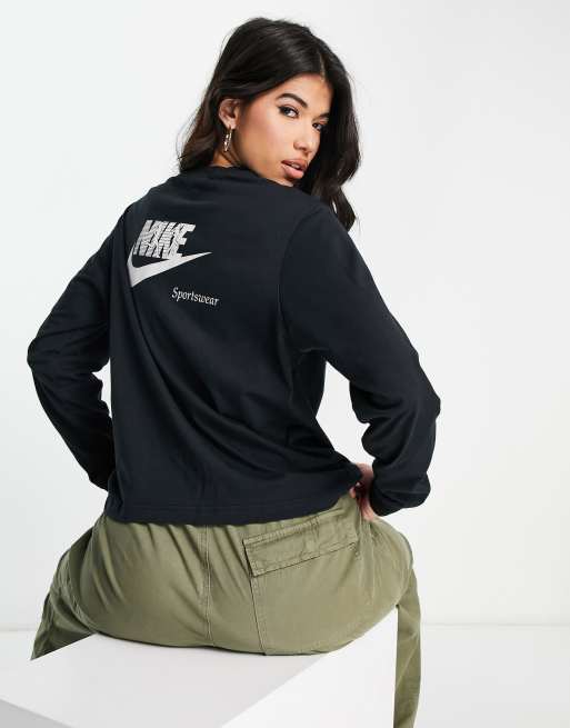 Nike best sale graphic sweatshirt