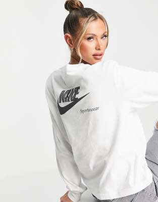 nike boxy sweatshirt