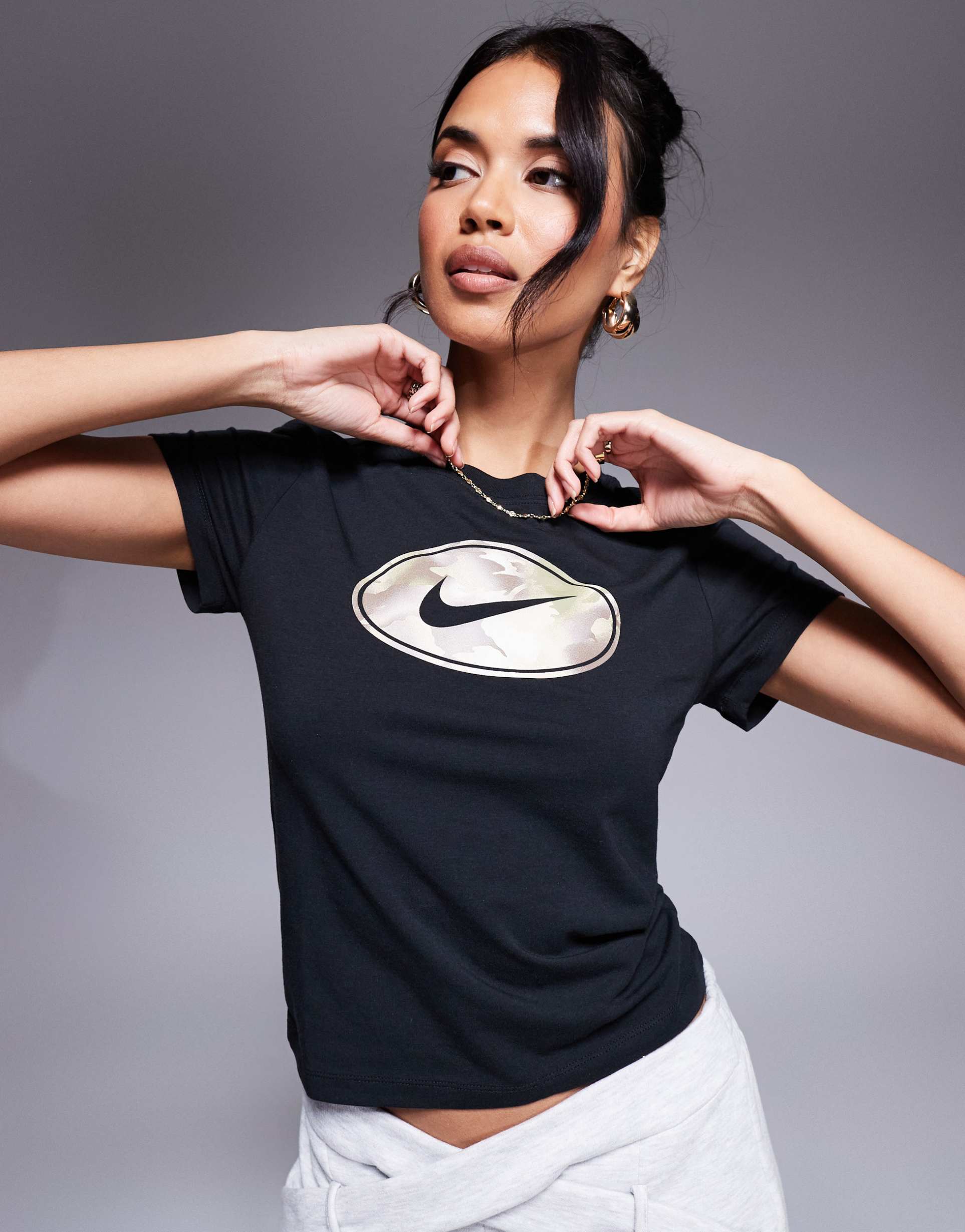 nike graphic camo print t-shirt in black