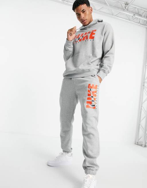 Nike graphic 2025 tracksuit set