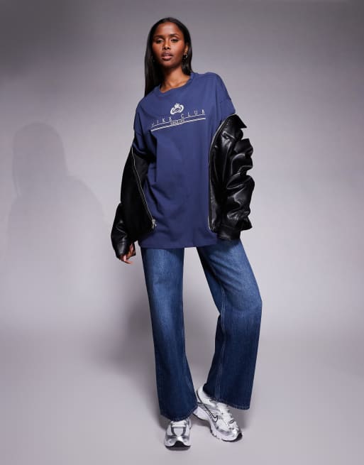 Nike graphic print t-shirt in navy, 2 of 4