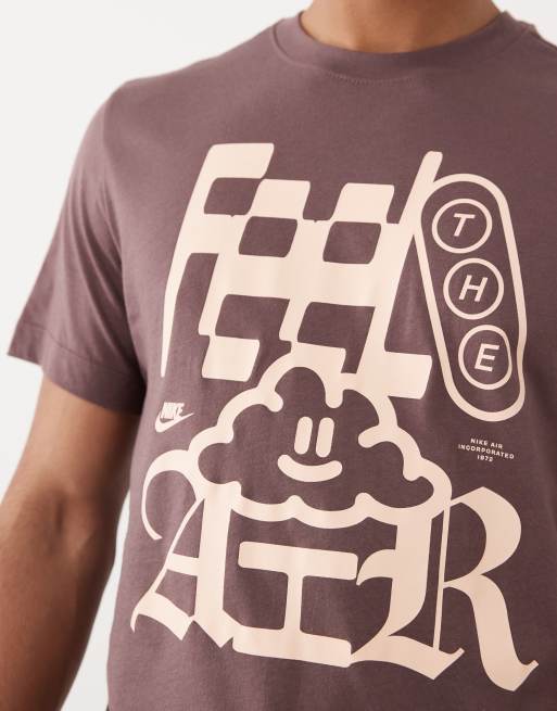 Nike graphic t-shirt in brown, 5 of 5