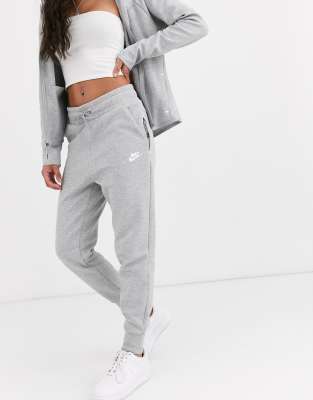 gray nike sweatpants girls