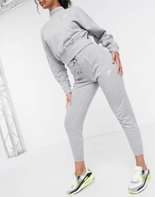 nike slim grey joggers