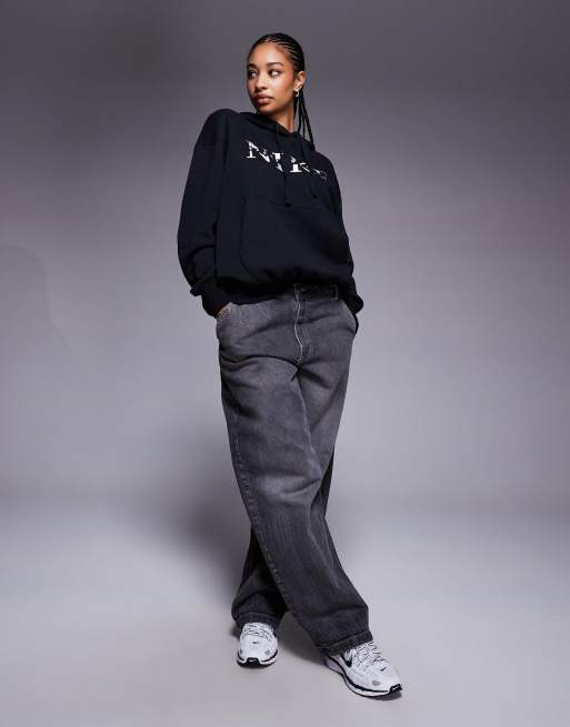 Nike – Gym Life – Oversize-Kapuzenpullover in Schwarz mit Swoosh-Grafiklogo, 2 von 4