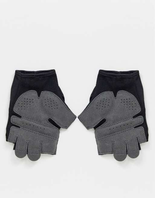 Nike deals fingerless gloves