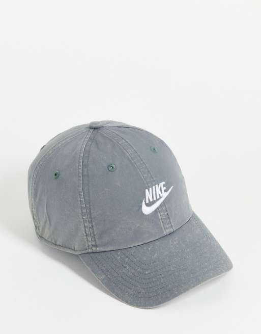 Nike - H86 Beach - Cappellino grigio in cotone slavato