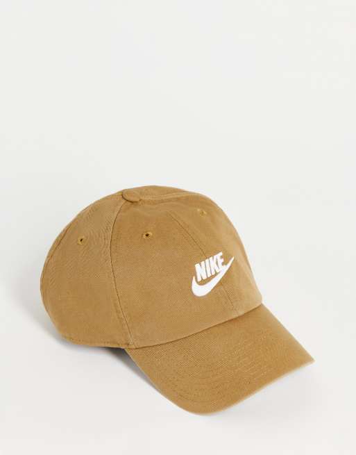 Nike - H86 Futura - Pet van katoen met wassing met logo in taupe