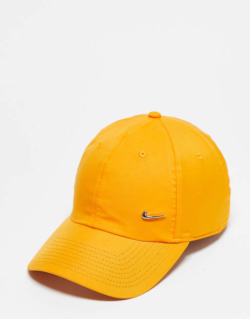 Nike H86 Metal Swoosh cap in kumquat