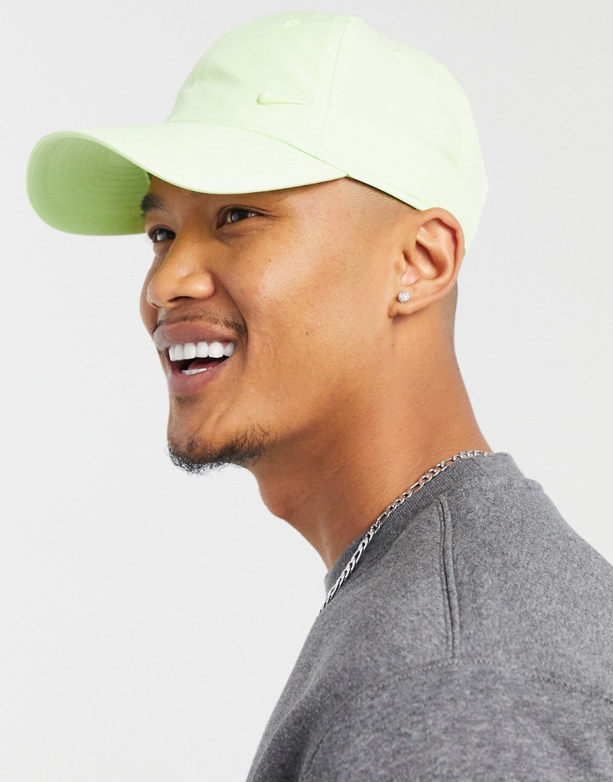 Nike H86 Metal Swoosh cap in lime-Green