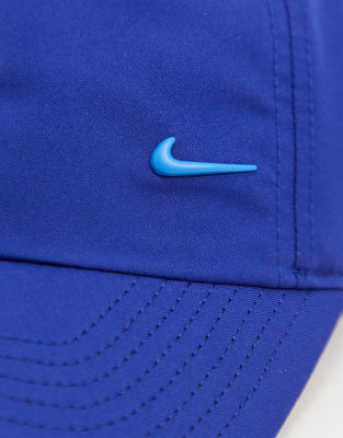 royal blue nike cap