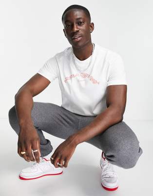 a Nike Day' back print t-shirt in white 