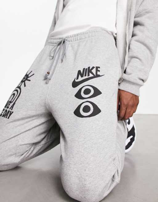 Have a nike hot sale day sweatpants