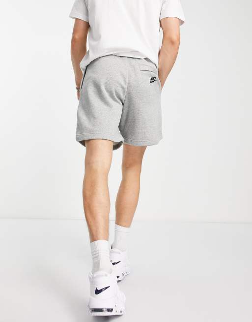 Nike standard outlet logo shorts grey