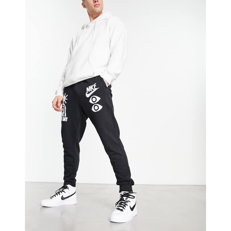 Nike Have a Nike Day sweatpants in black