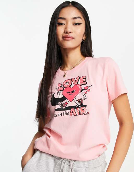 Pink nike cheap graphic tee