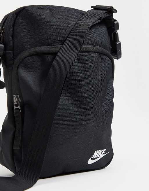 Nike heritage 2.0 2025 flight bag in black