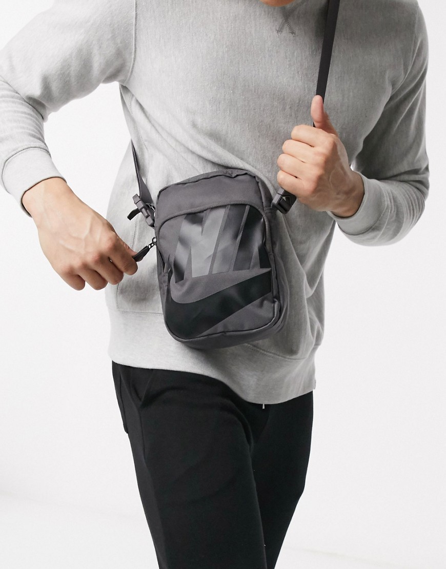 Nike Heritage 2.0 flight bag in dark grey