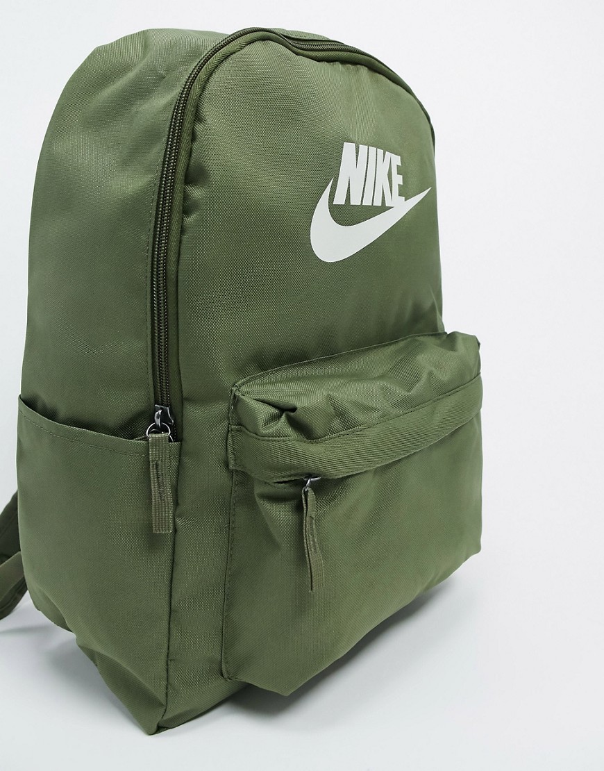 Nike – Heritage 2.0 – Khaki ryggsäck med logga-Grön