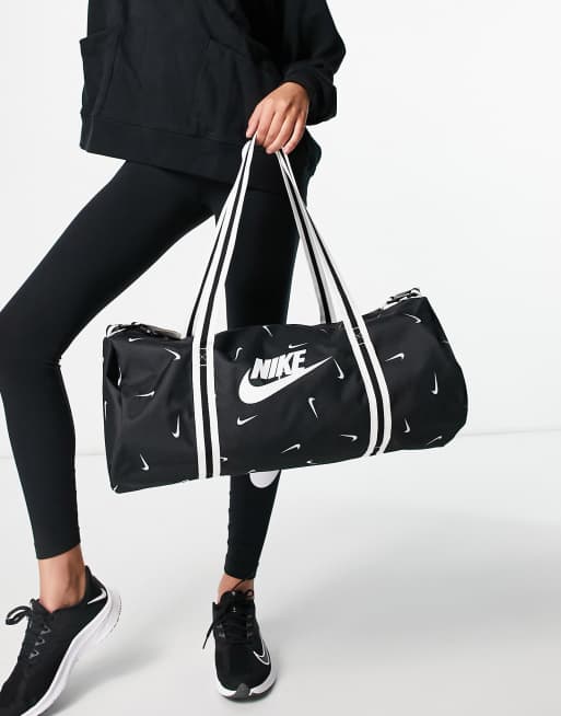 Nike Heritage barrel bag in black