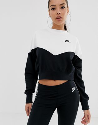 black and white nike crop top