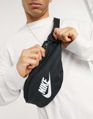 nike heritage bum bag black