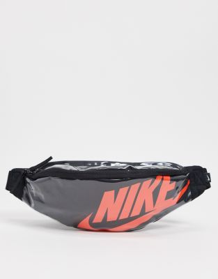 black nike bum bag