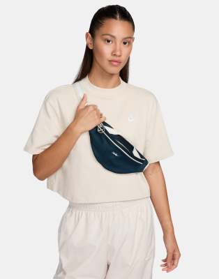 Nike Heritage bumbag in navy and white