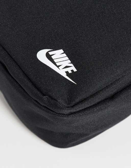 Nike core small crossbody deals bag