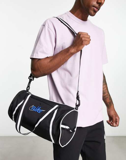 Nike – Heritage – Czarna torba sportowa