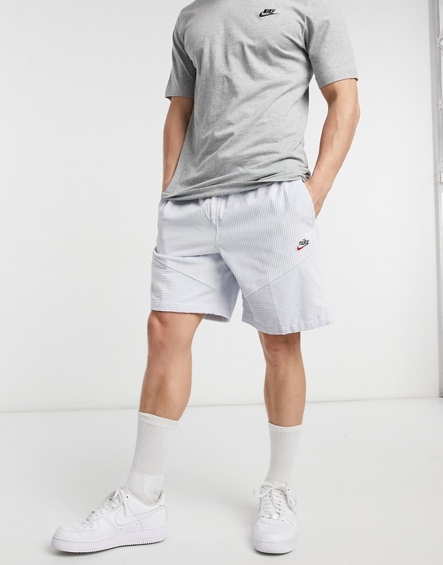 Nike Heritage Essentials corduroy shorts in light gray-Grey