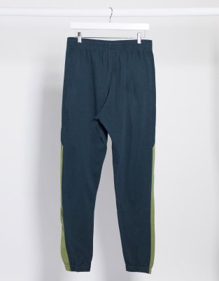 nike basic tracksuit khaki