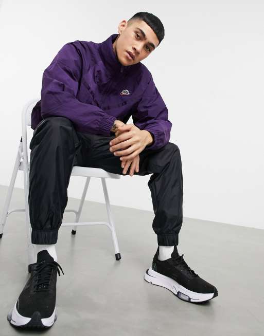 Nike Heritage Essentials half zip overhead woven windbreaker