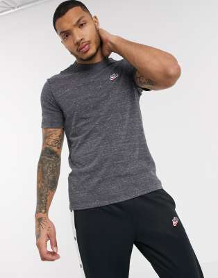 dark grey nike t shirt