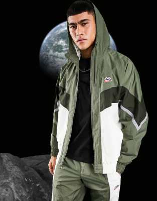 nike windrunner khaki