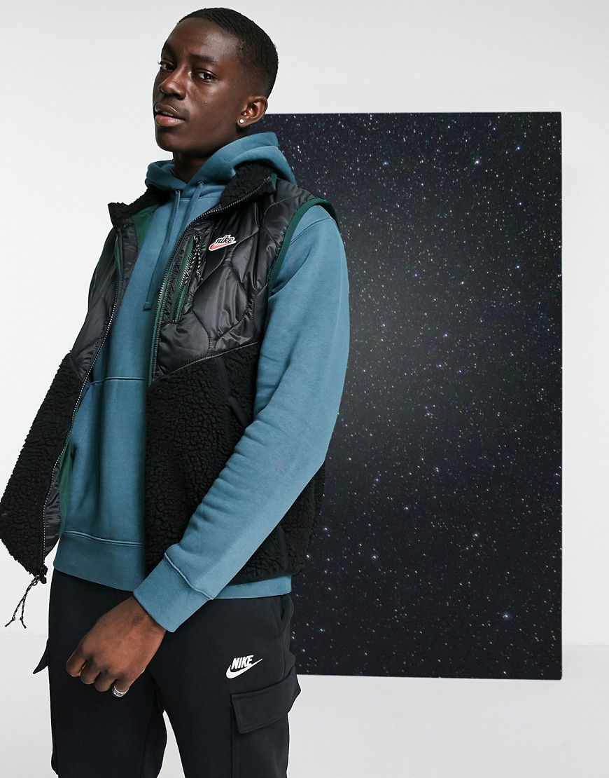 Nike Heritage Essentials Winter fleece panelled gilet in black