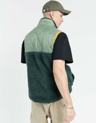 nike heritage gilet
