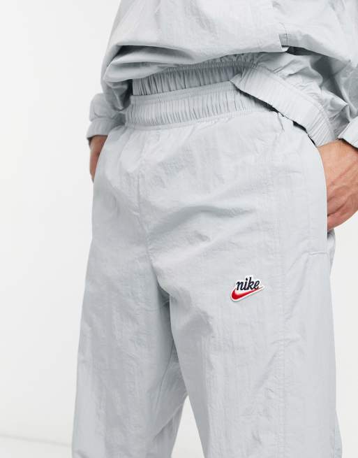 Nike heritage essentials woven cuffed joggers cheap