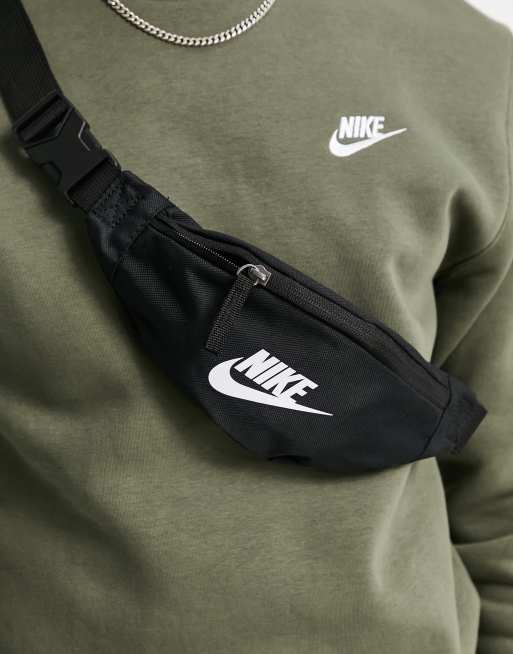 Nike Heritage Air Hip Pack Fanny Pack : : Sports